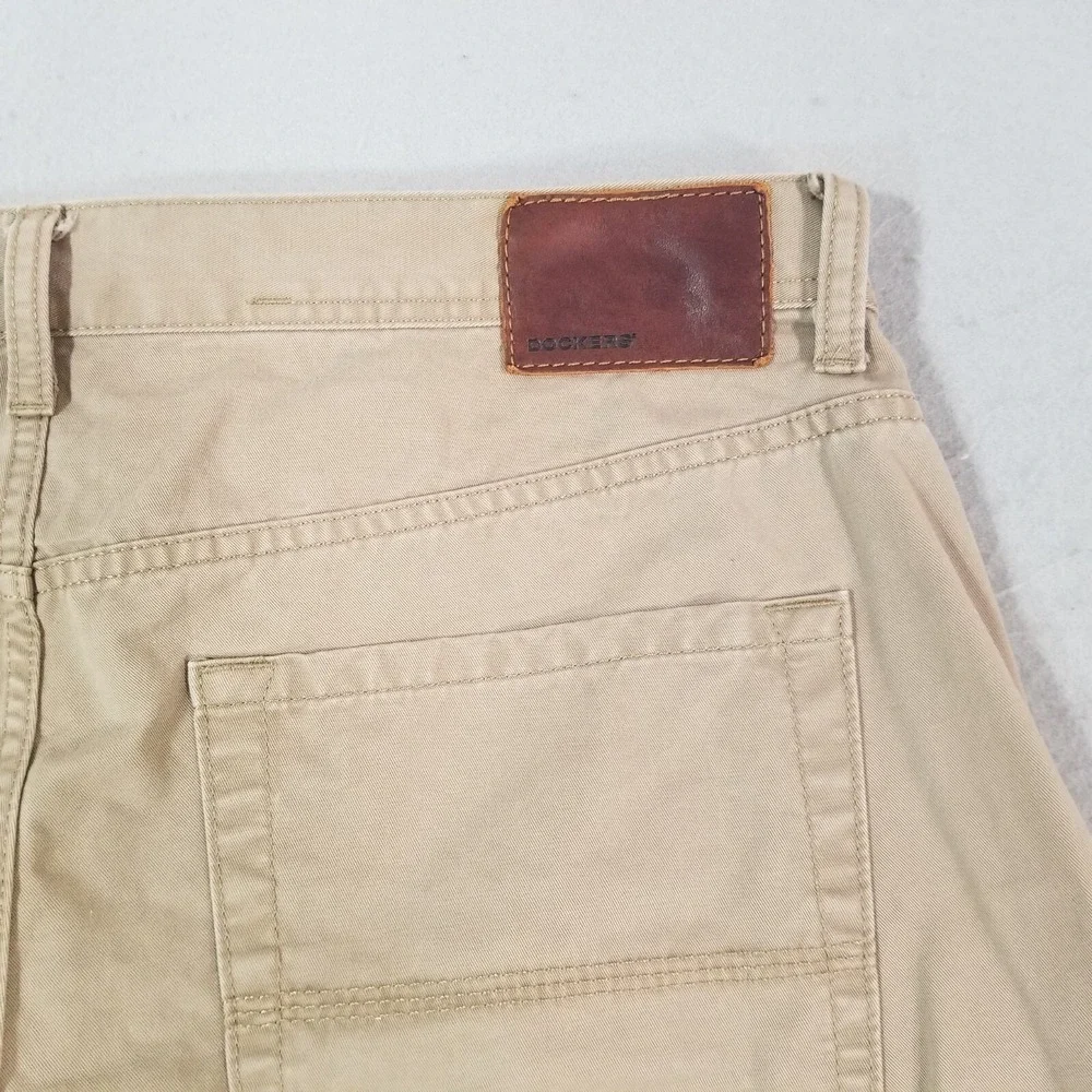 Levi's Docker jeans men's 36x29 D3 classic fit Brown denim pants